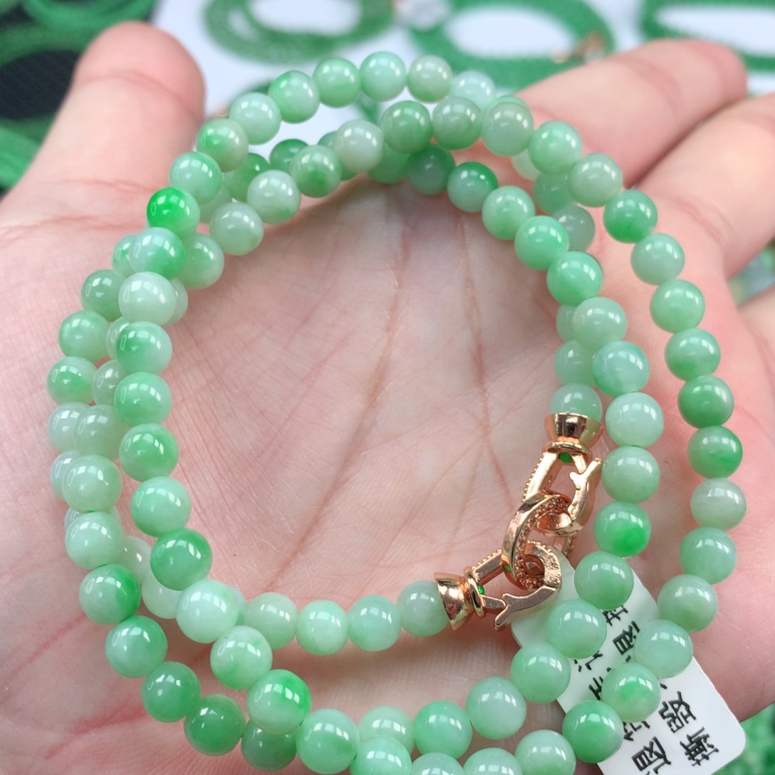 翡翠手链未镶嵌翡翠