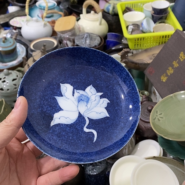 月***牙陶瓷艺术品及陶瓷制品