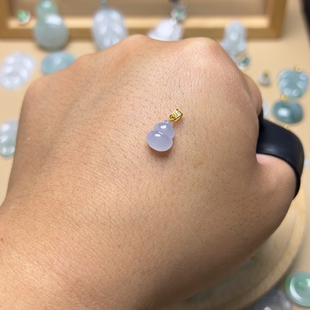 翡翠颈饰18K金镶嵌葫芦