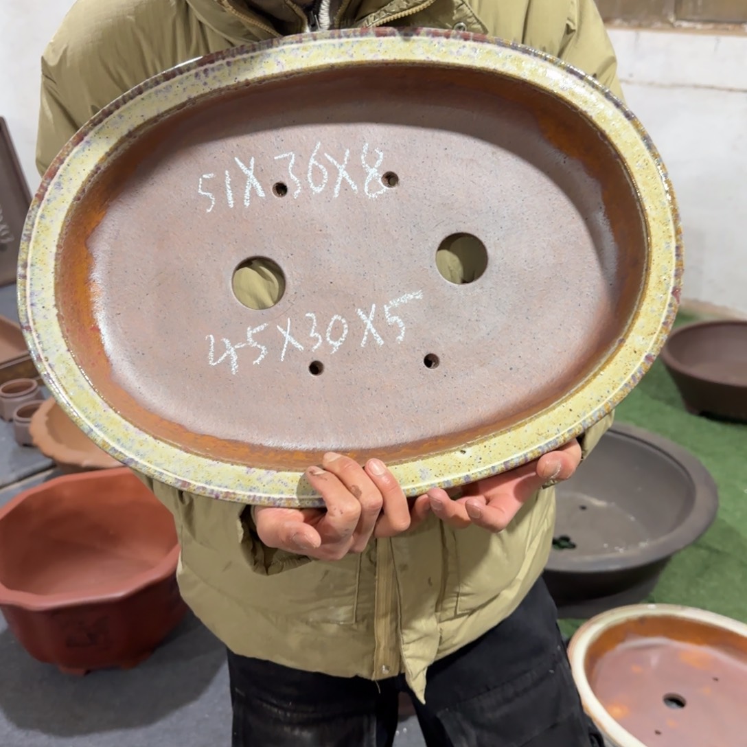 紫砂花盆呜呜呜呜