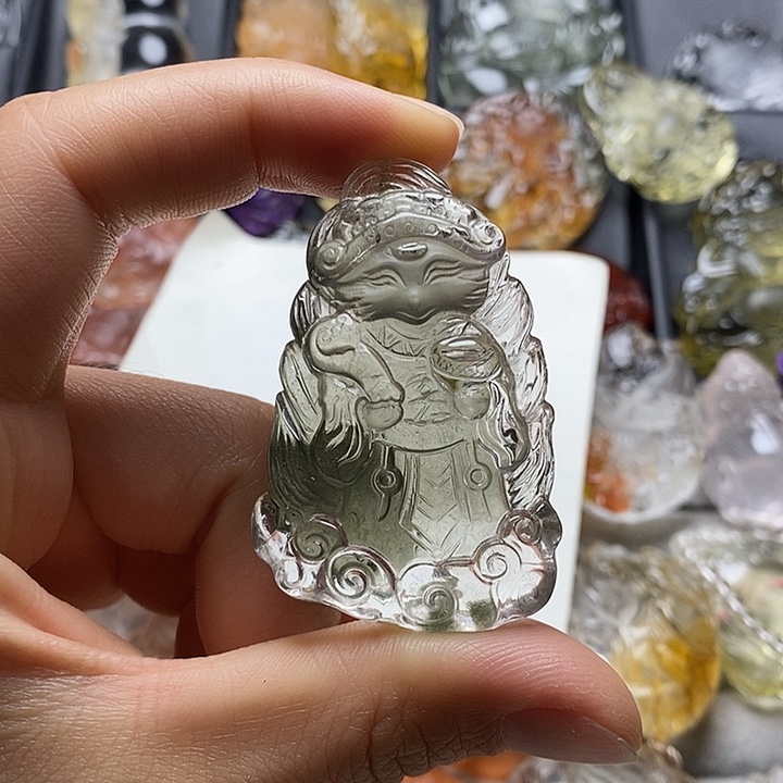 水晶未镶嵌颈饰水晶吊坠