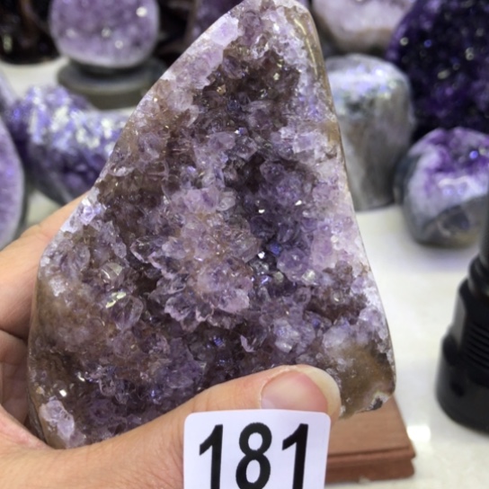 紫晶天然水晶摆件未镶嵌