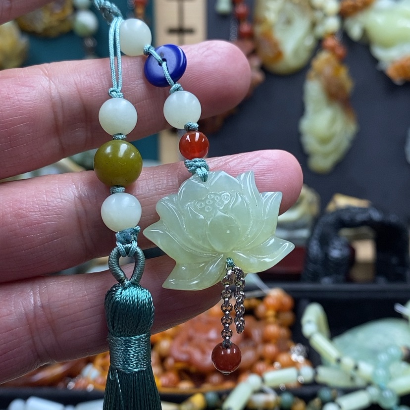 【闪购商品】蛇纹石玉包挂未镶嵌