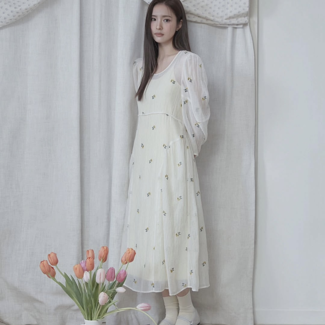 闪闪兒 VOCAVA*CA 高端气质显瘦透气刺绣度假风休闲连衣裙2198