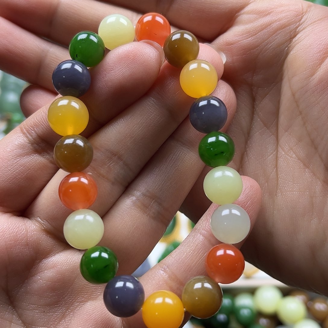 和田玉手串未镶嵌