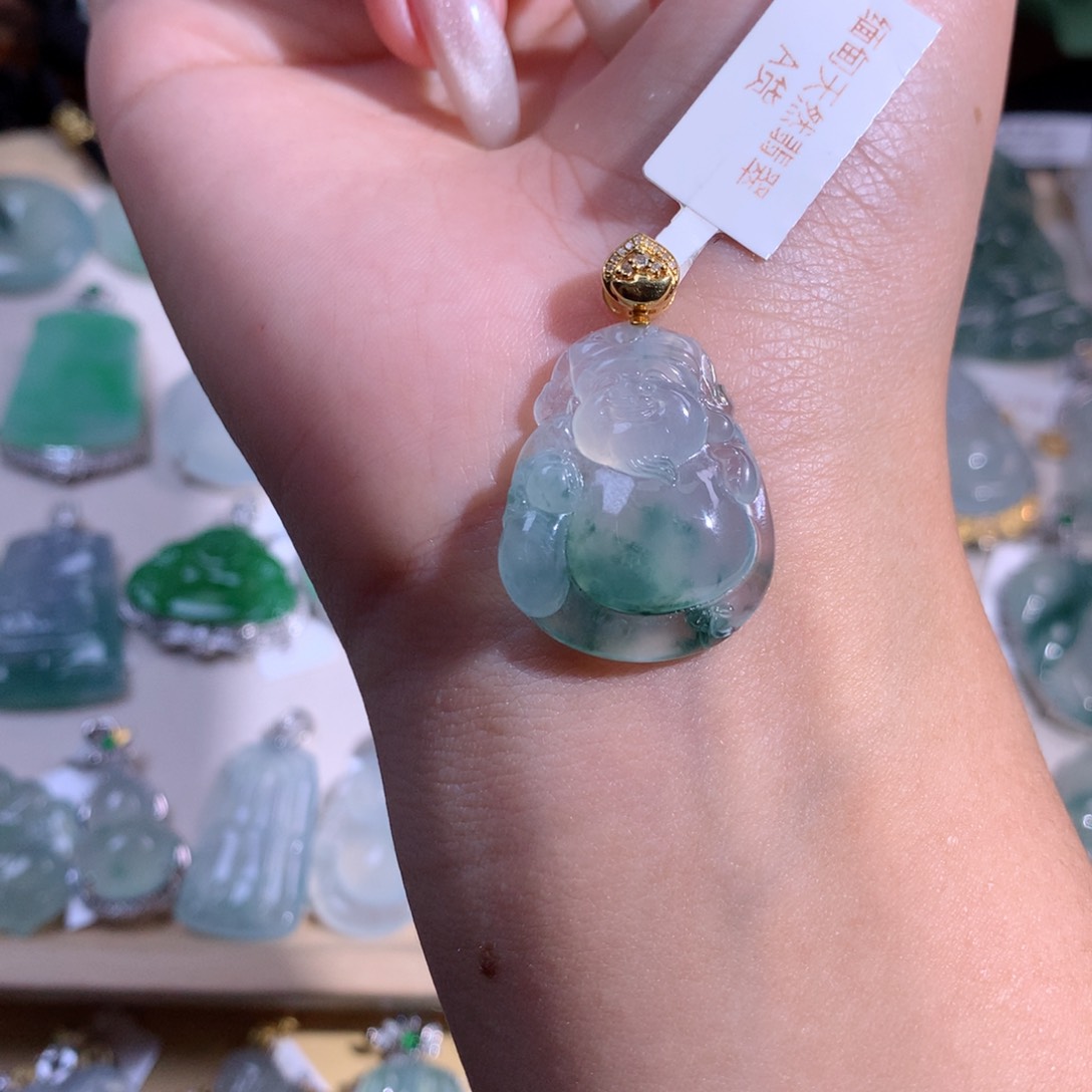 翡翠吊坠(不含链)18K金镶嵌