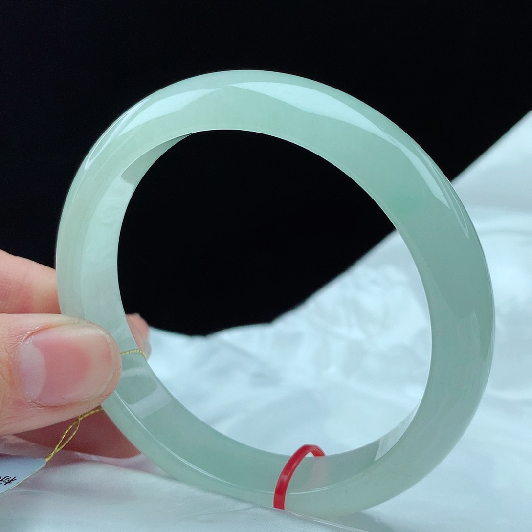 翡翠手镯未镶嵌57圈3574