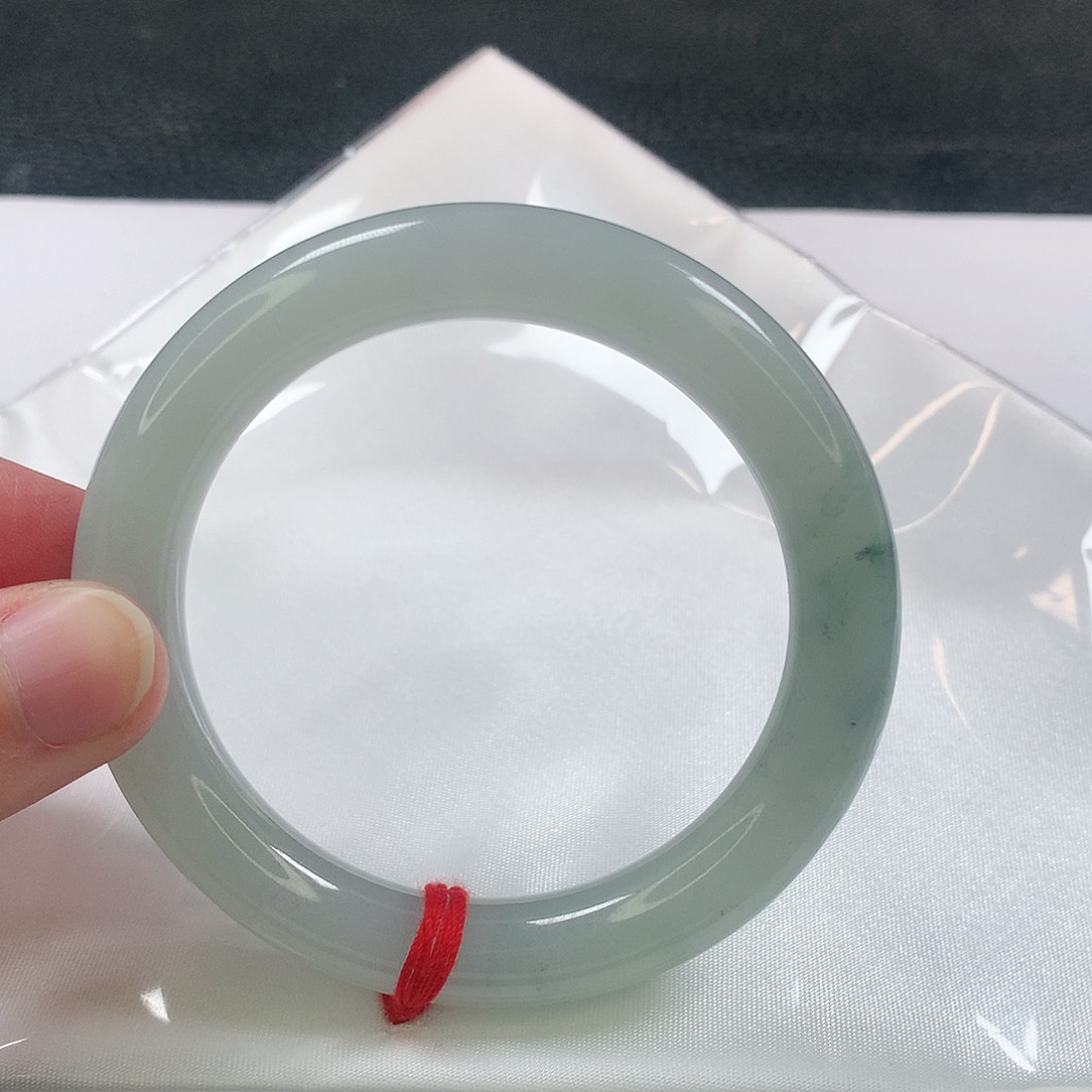 未镶嵌手镯（圆镯）翡翠340