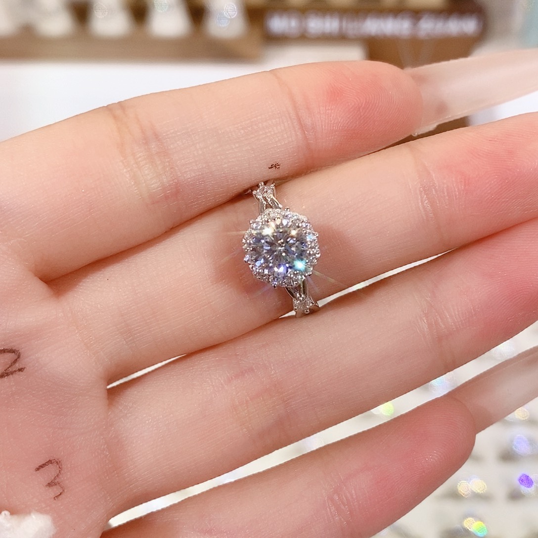 925银花漫1ct16莫桑