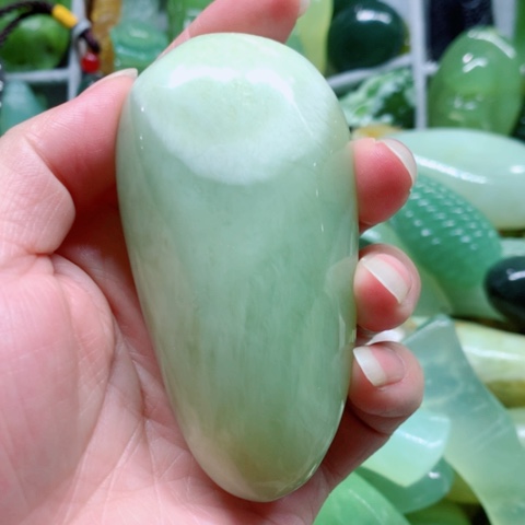 未镶嵌蛇纹石玉手把件