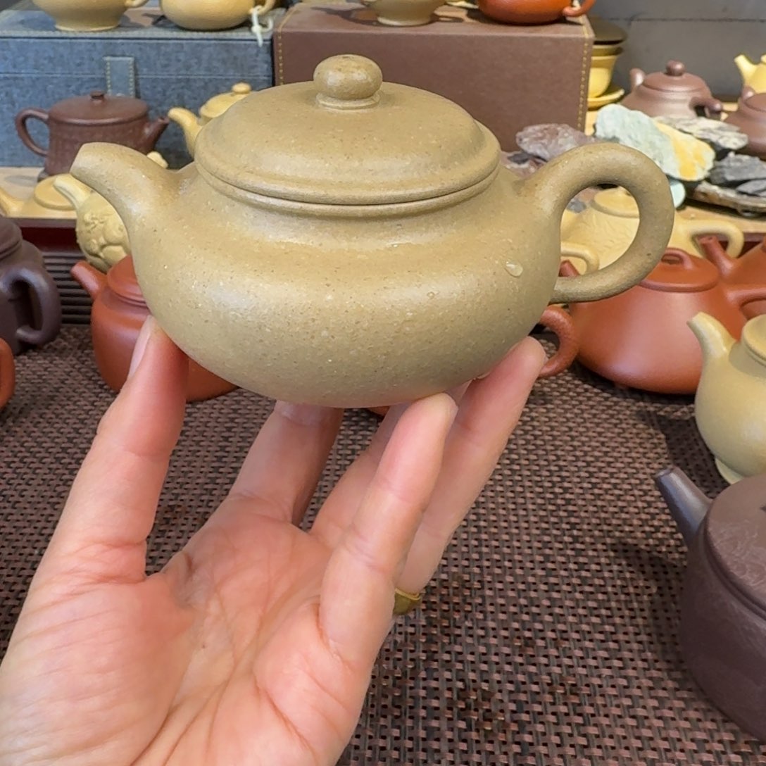 本山绿泥茶壶梨皮200毫升左右