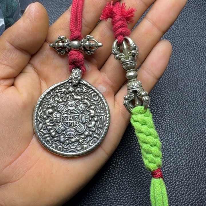 雲***端泥塑藏式风格九宫格..