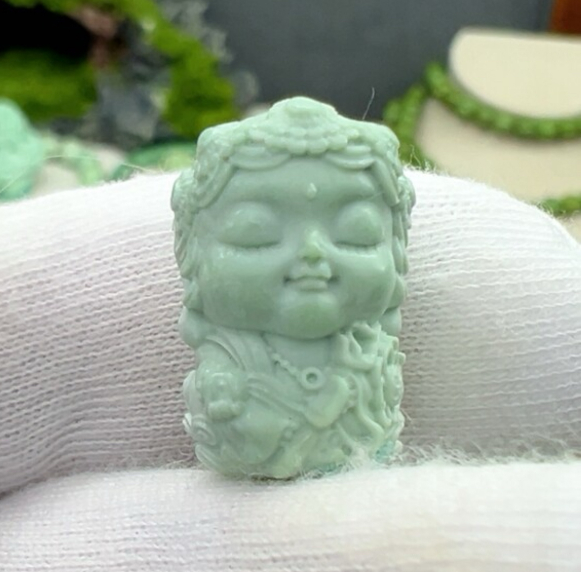 新年必备守护神度母观音绿松石菜籽浅绿精工雕刻