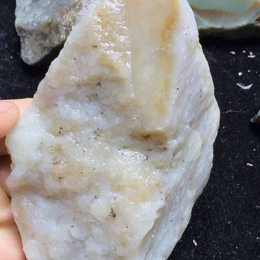 和田玉（糖玉）未镶嵌珠宝半成品