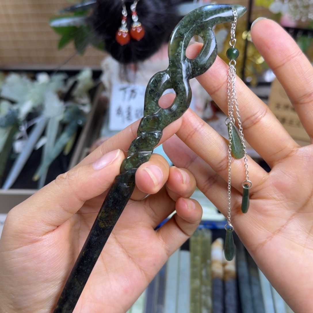 蛇纹石玉未镶嵌发饰