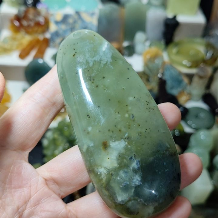 岫玉未镶嵌手把件