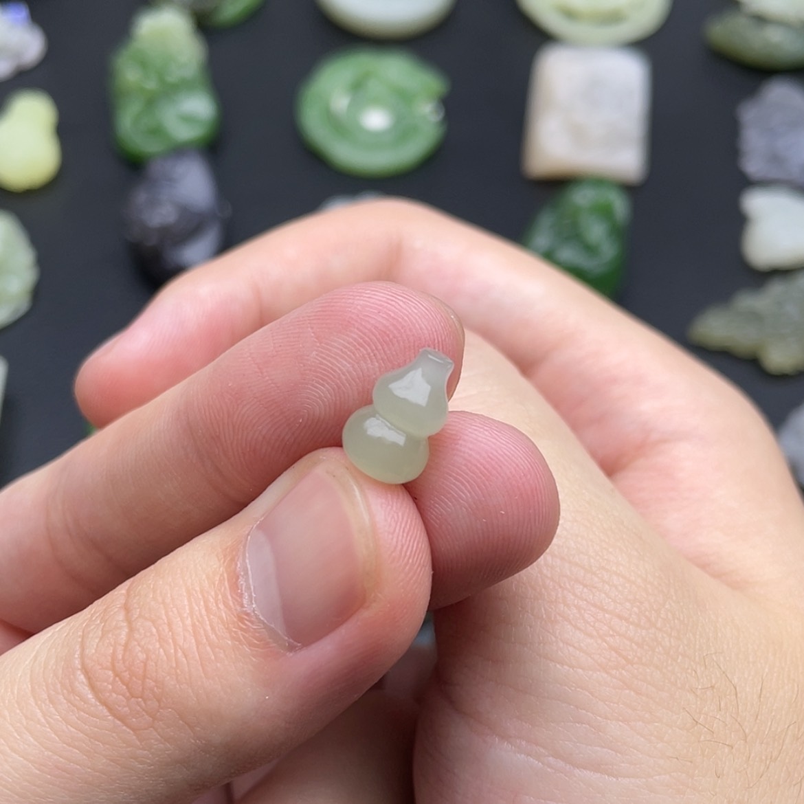 【闪购商品】颈饰未镶嵌和田玉