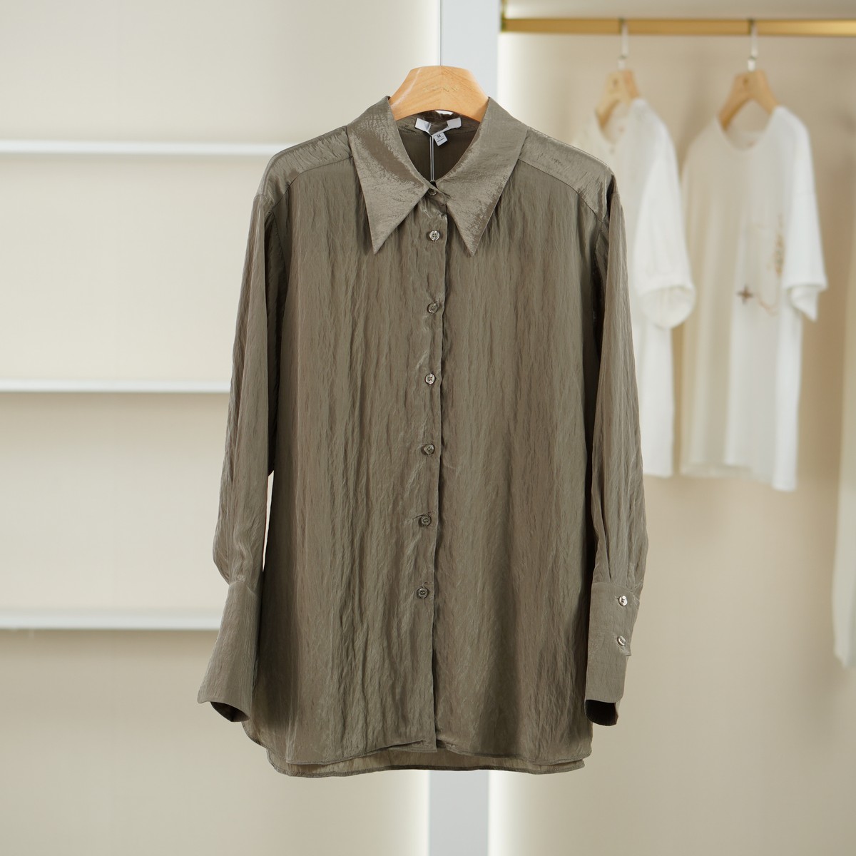 【麦笛•品牌新款】5081675 轻薄舒适长袖衬衫春季专柜折扣女装