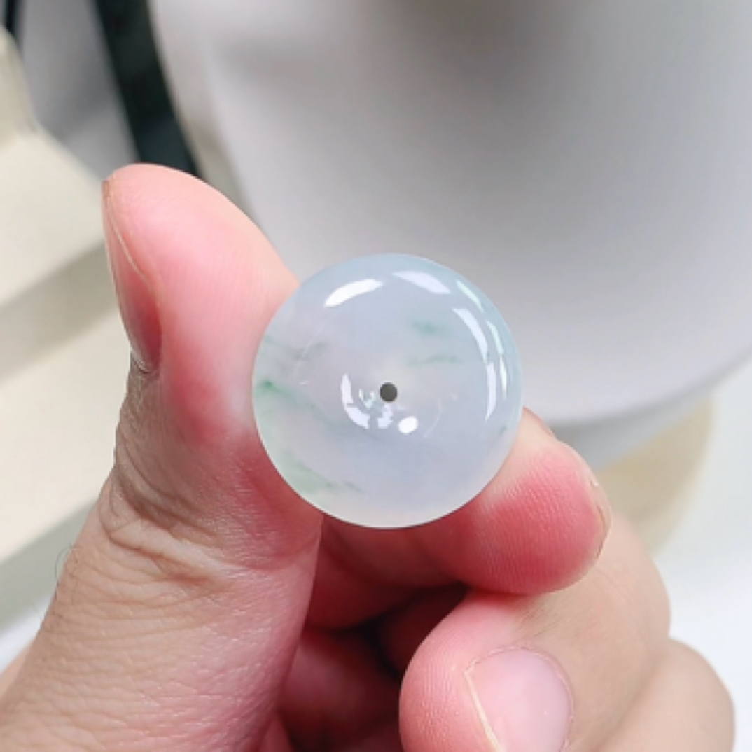 缅甸天然翡翠平安扣吊坠