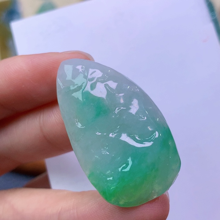 翡翠未镶嵌吊坠(不含链) 2432