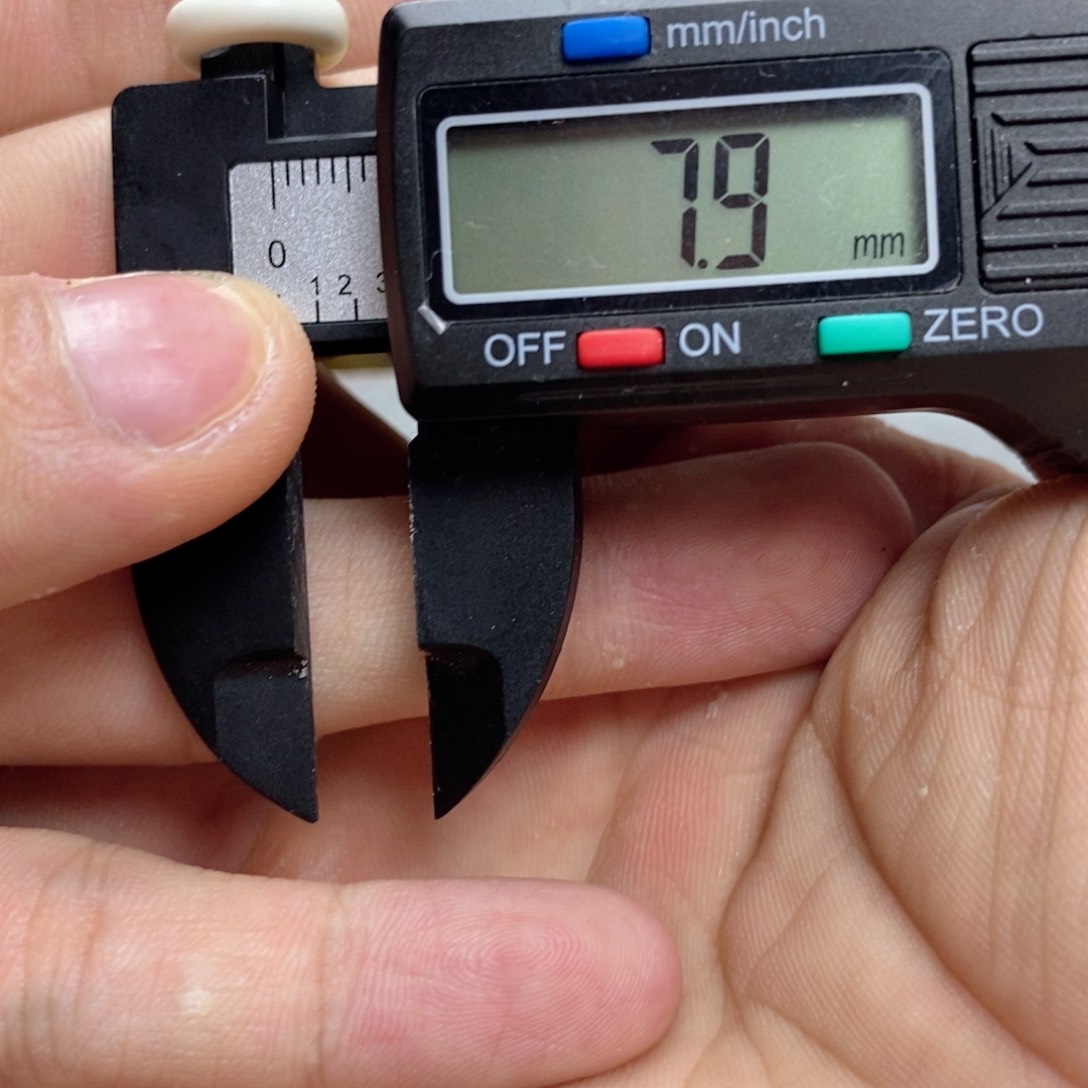 琥珀颈饰未镶嵌跑环