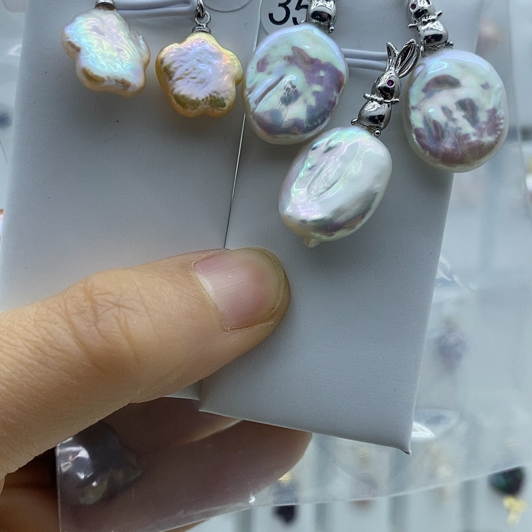 颈饰淡水珍珠钛钢