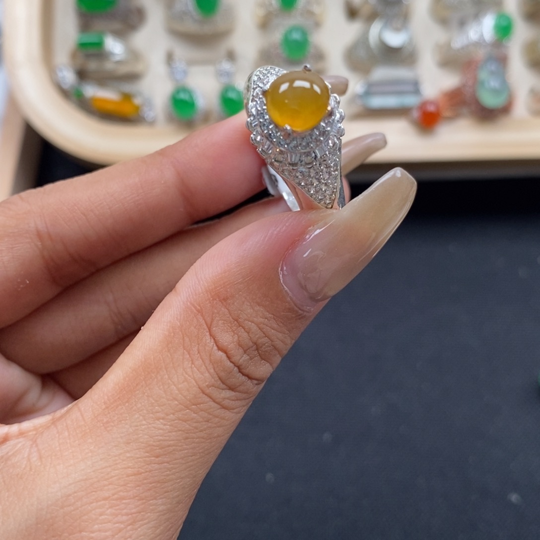 翡翠未镶嵌戒指缅甸天然A货翡翠