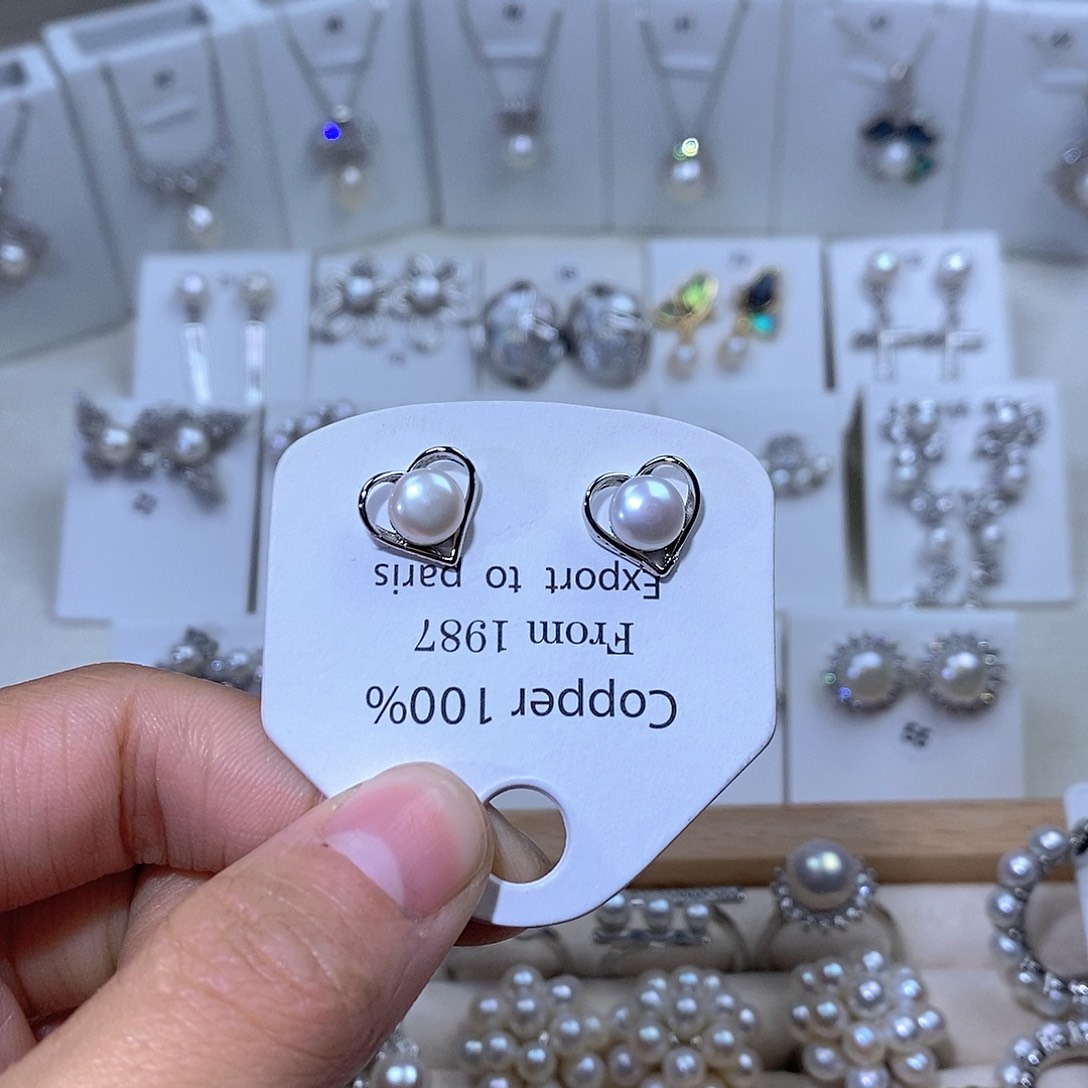 未镶嵌淡水珍珠耳饰