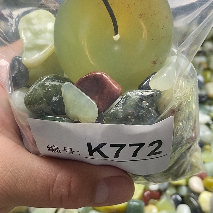 岫玉鱼缸石未镶嵌