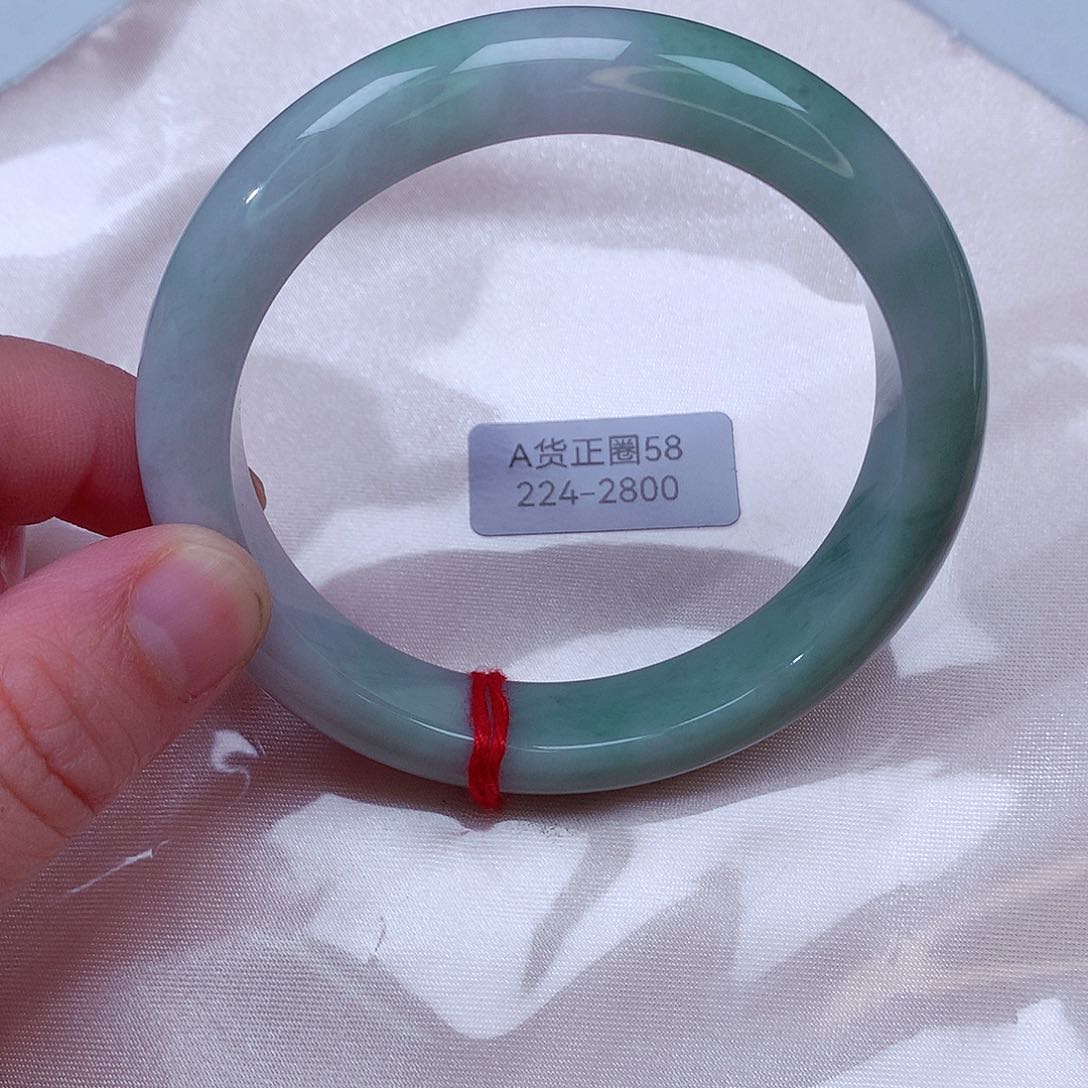 翡翠手镯未镶嵌224号