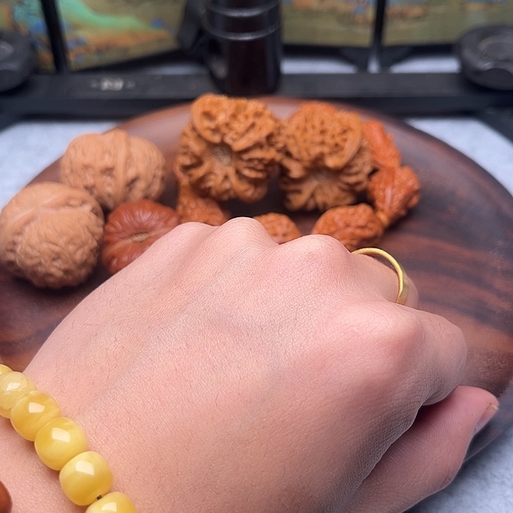 l***.吊坠文玩核桃哈哈哈哈哈哈哈哈