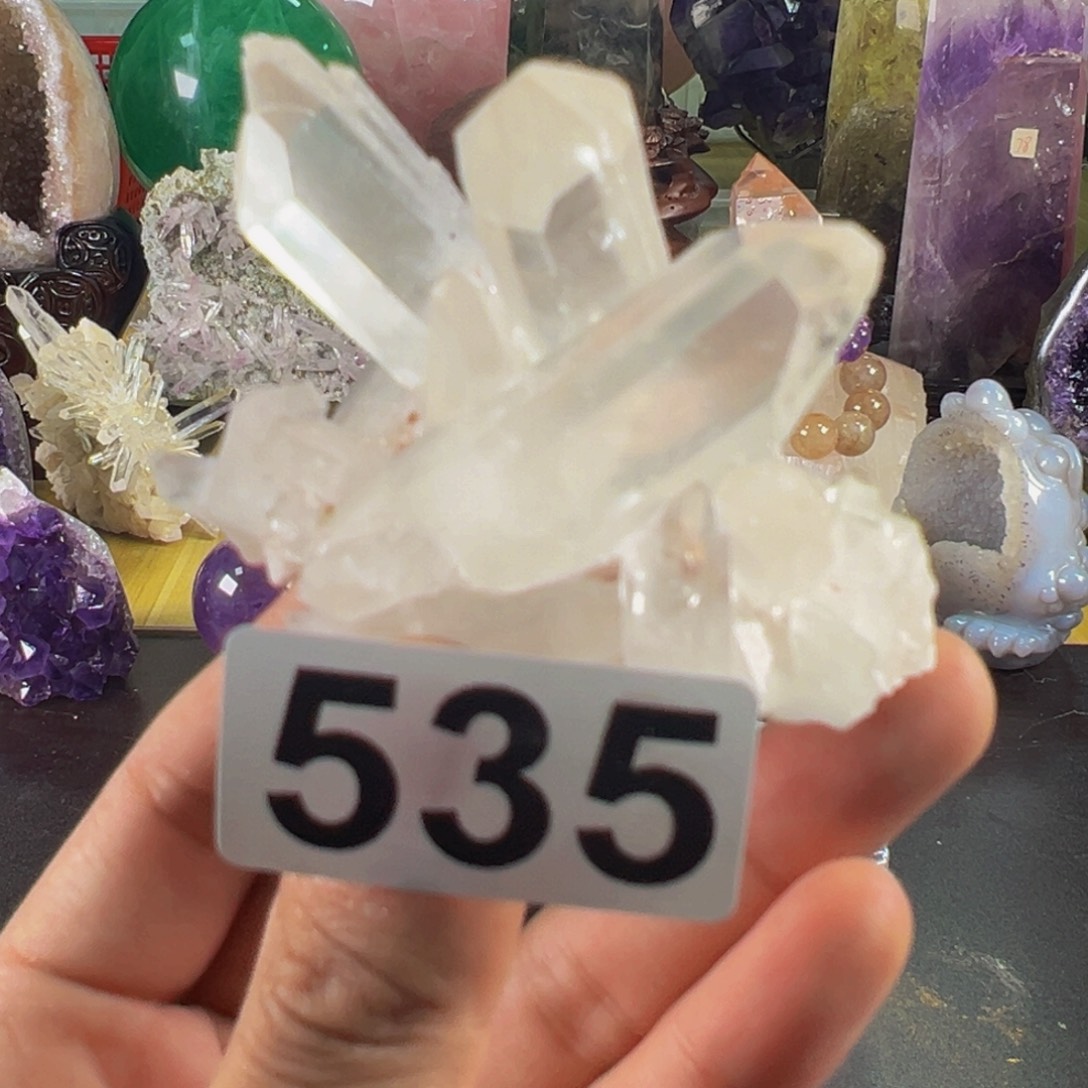 未镶嵌水晶珠宝半成品