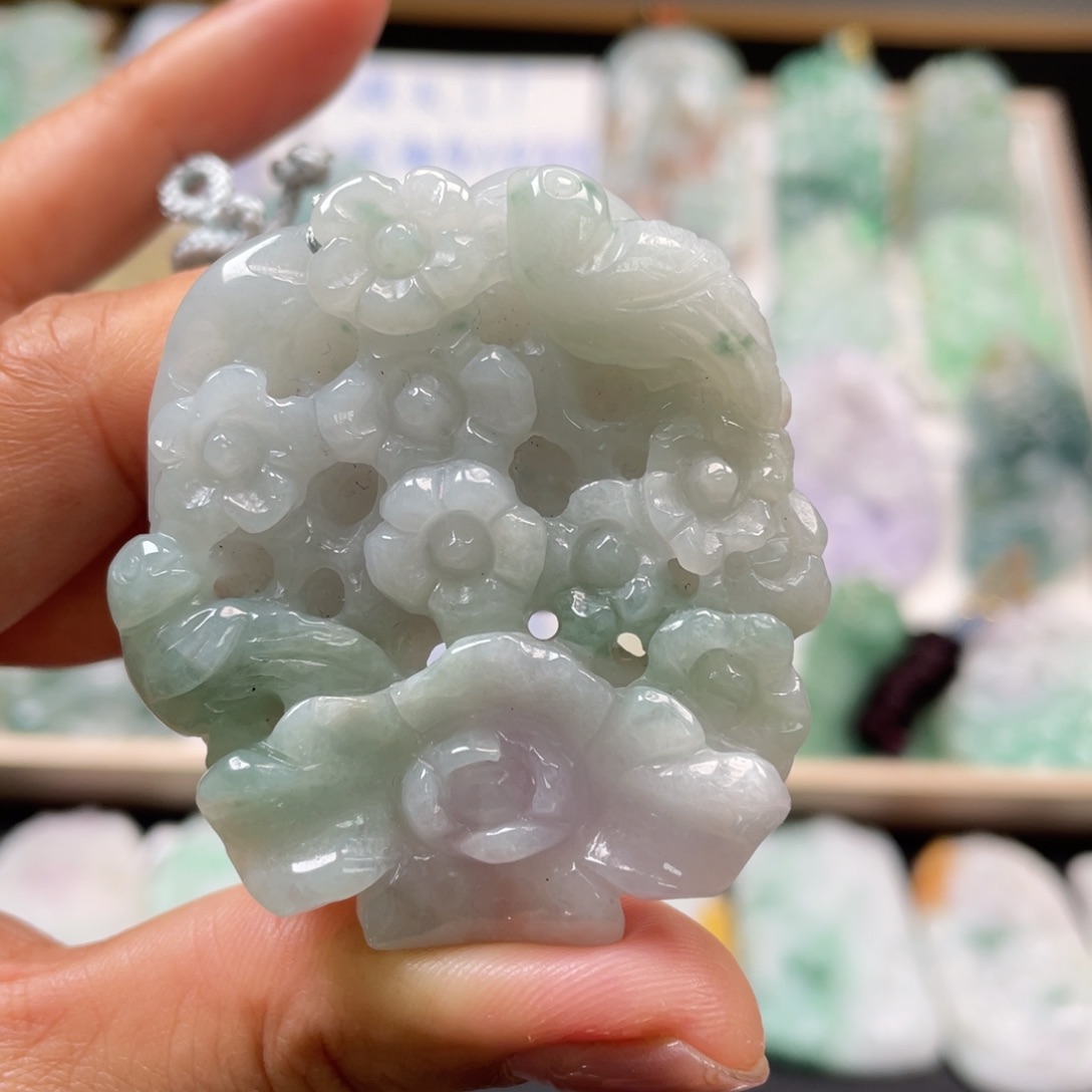 翡翠吊坠(不含链)未镶嵌