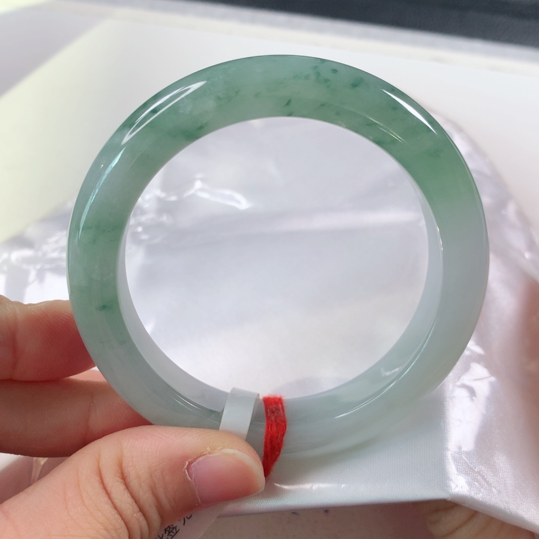 未镶嵌手镯翡翠262