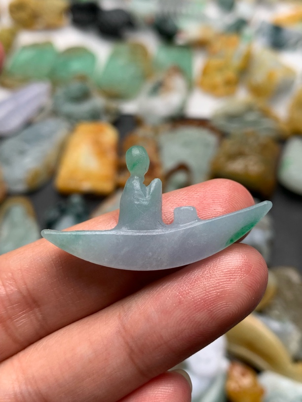 天然缅甸翡翠A货特色小摆