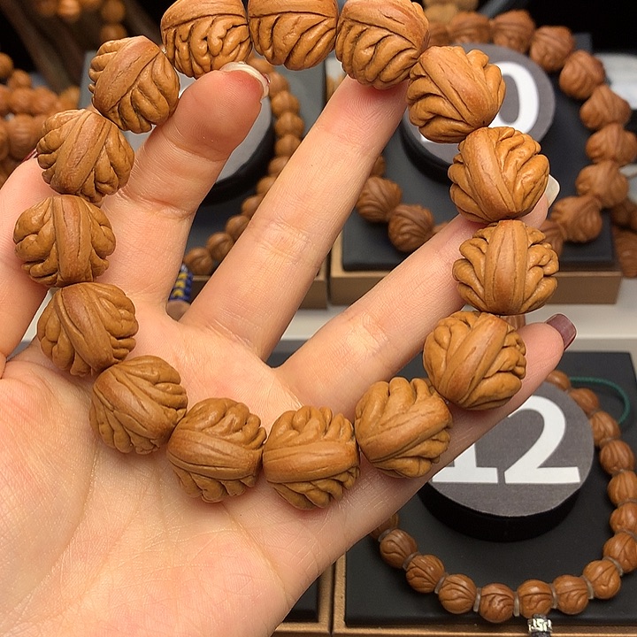 桃核吊坠野生豹子头19尺寸