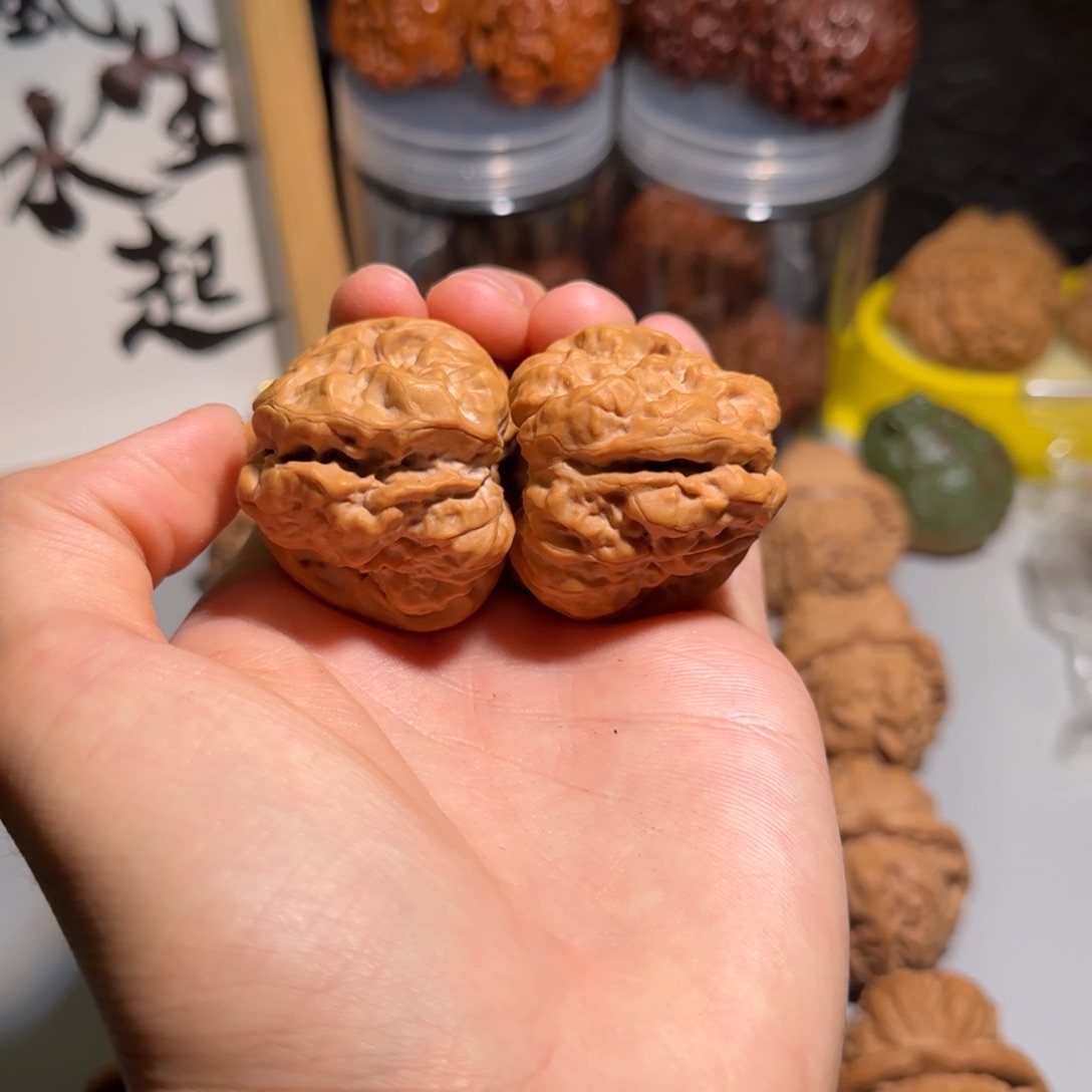 文玩核桃吊坠梁****乐怀柔蛤蟆头39