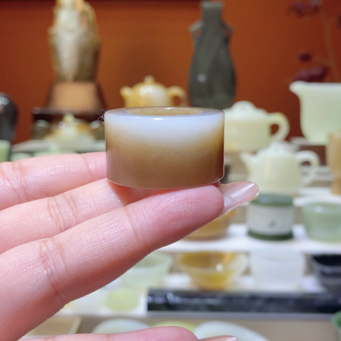 未镶嵌和田玉摆件緯*新疆和田玉糖白扳指20.8mm