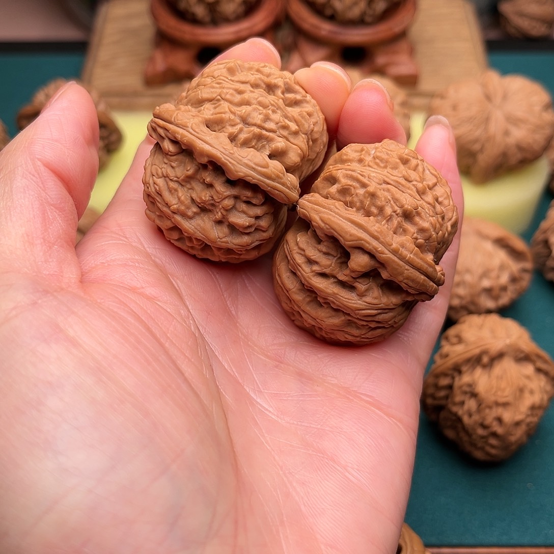 把件文玩核桃白狮子