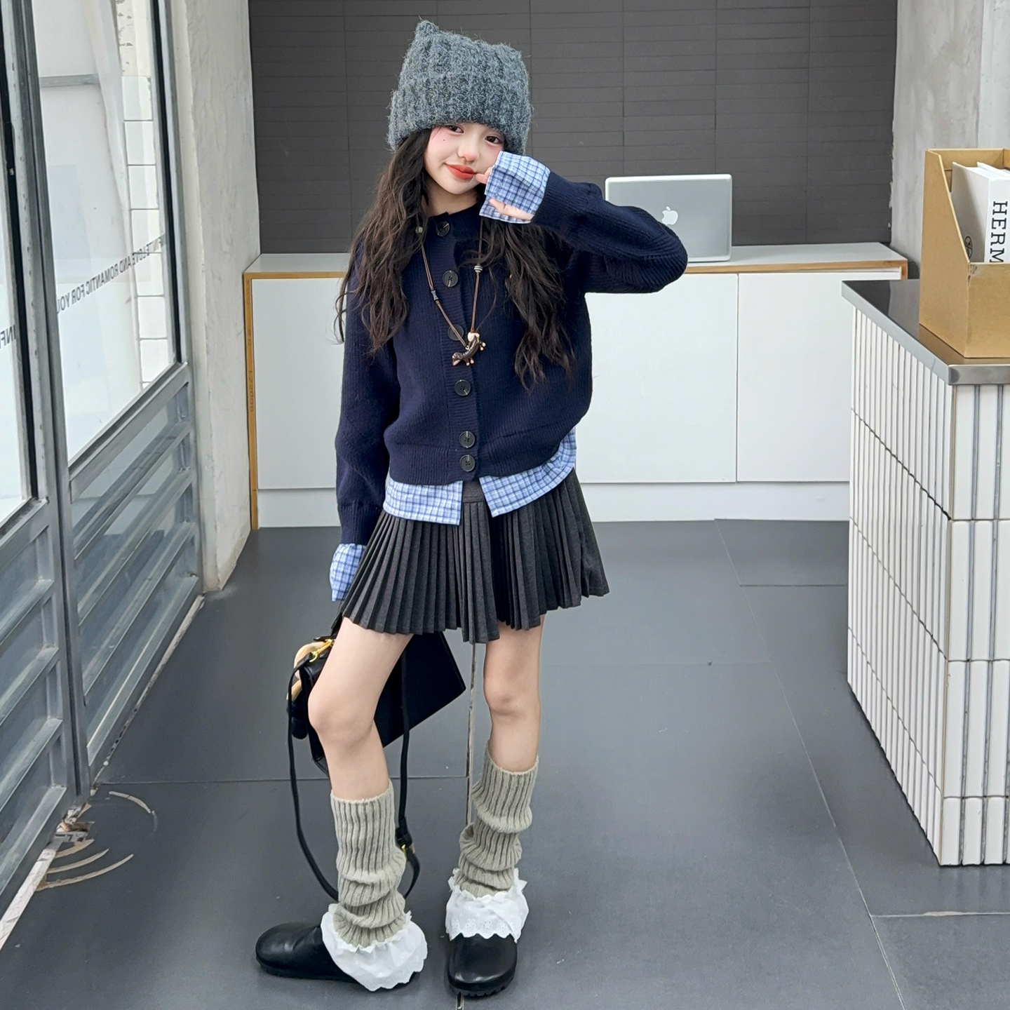 2025新款秋季毛衣针织衫慵懒风拼接格子百褶裙小个子学院风藏青色