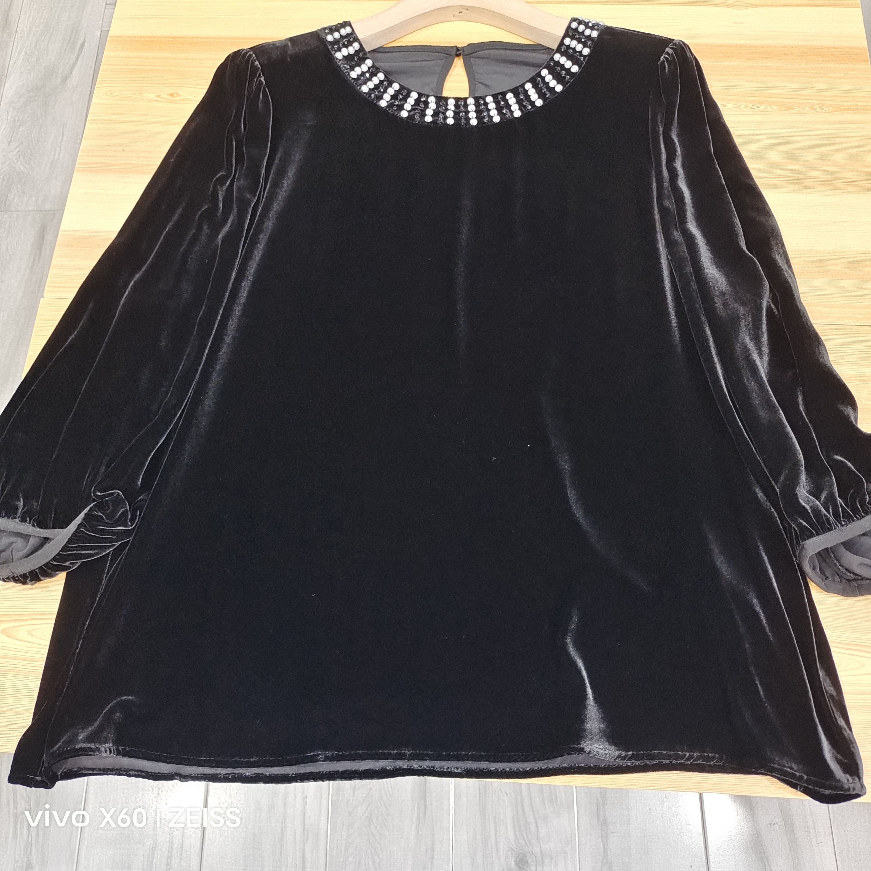 简约圆领真丝丝绒长袖上衣气质优雅女士日常穿着小衫