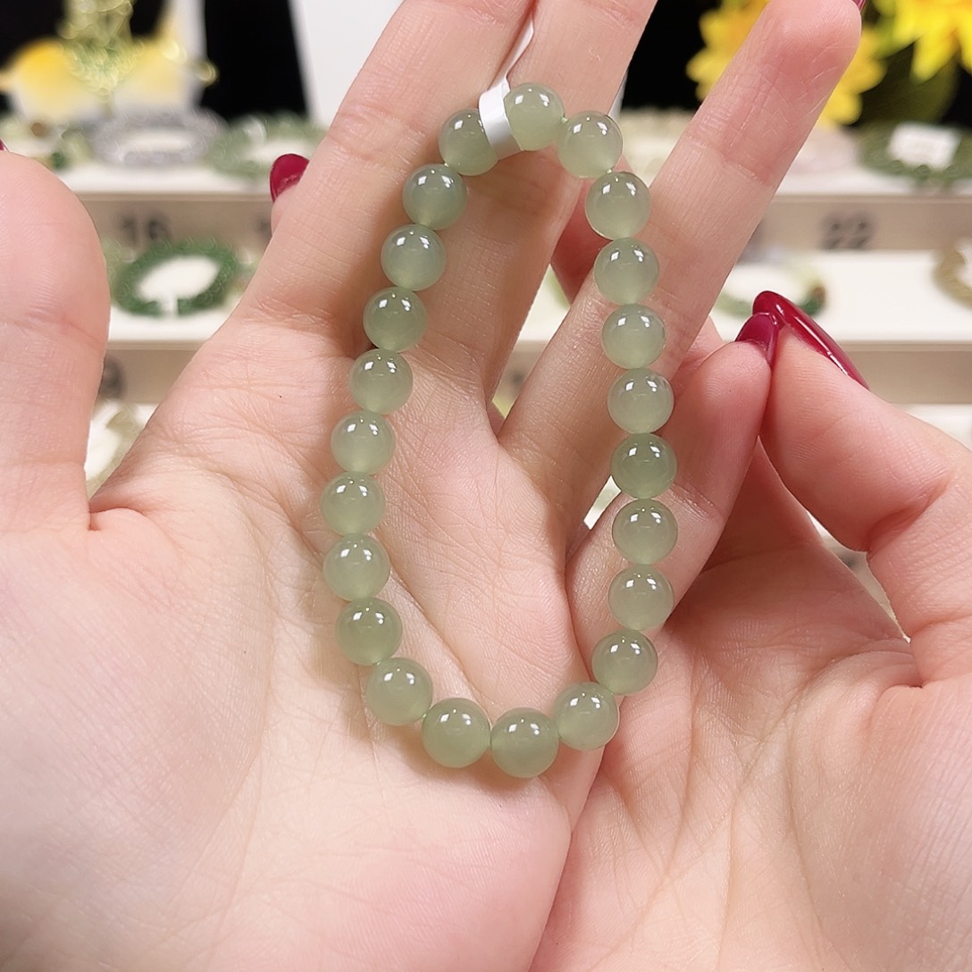 *****和田玉未镶嵌手链