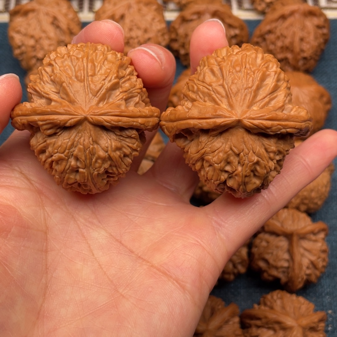 把件文玩核桃45全品毕业球白