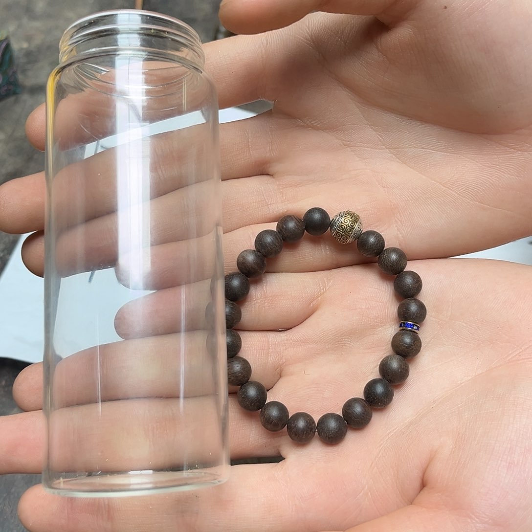 大叶紫檀（黑酸枝木类）