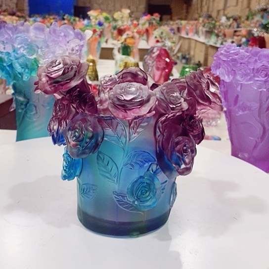 琉璃水晶花瓶高15厘米口径9厘米