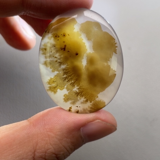 玛瑙/玉髓颈饰未镶嵌花*。