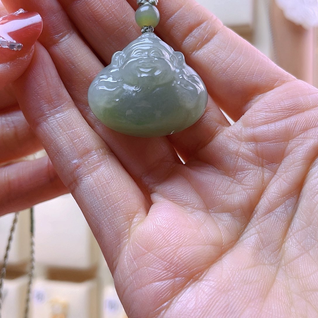 和田玉吊坠(赠链)未镶嵌泉*