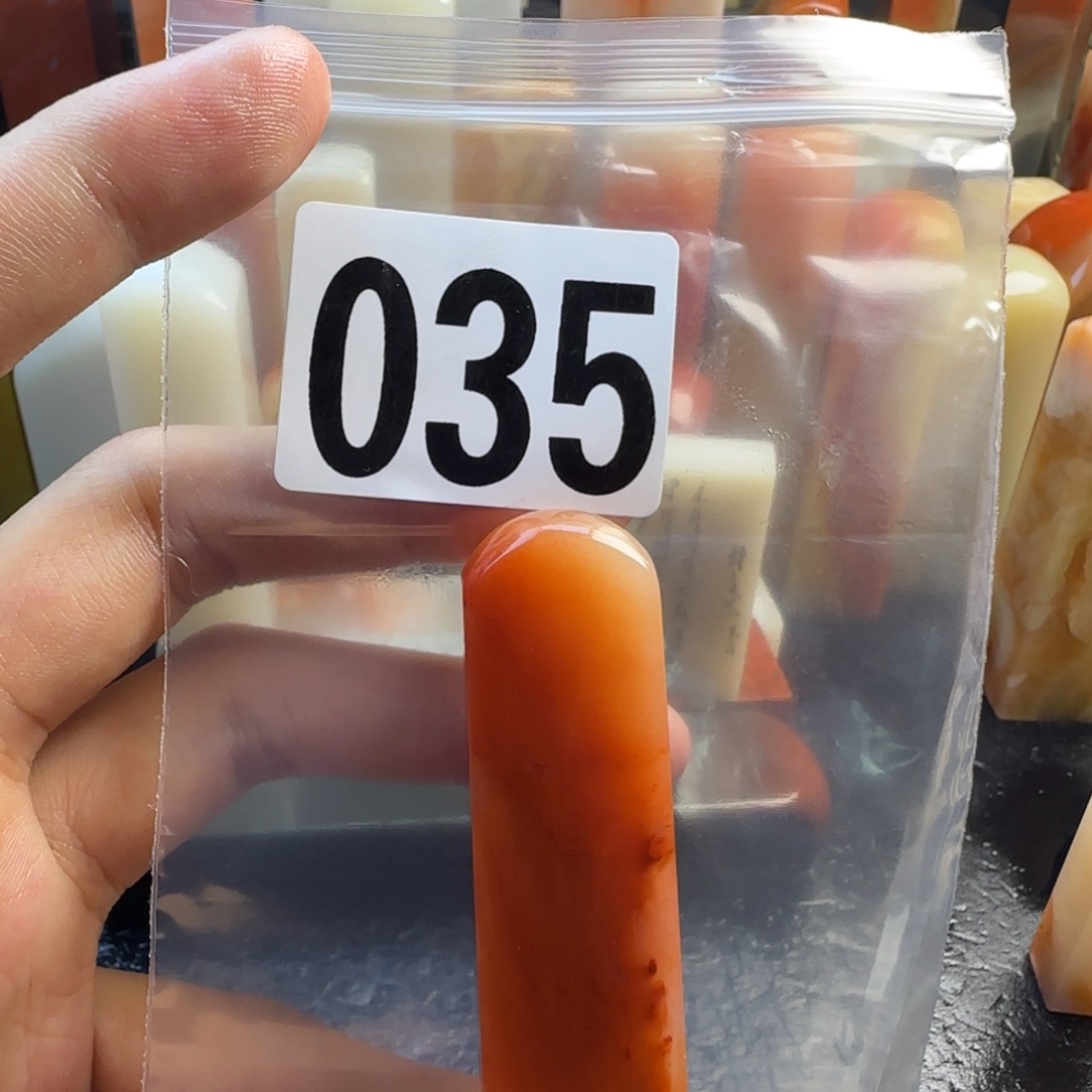 星****老挝石mmmnnmmmmmmmmm