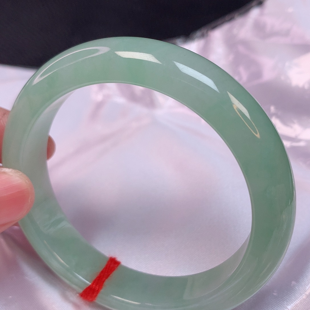 翡翠手镯未镶嵌57 翡翠手镯