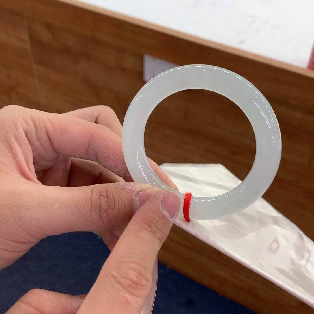 好***鲤翡翠未镶嵌手镯翡翠